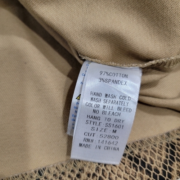 She + Sky Snakeskin Print Mini Skirt Size Medium - Picture 10 of 12